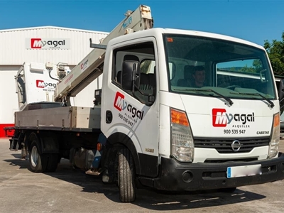 Transporte de maquinaria: ¿Por qué es clave para el éxito de su proyecto?